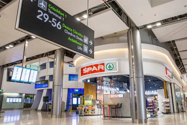 SPAR store in Dublin Airport Terminal 2 Arrivals
